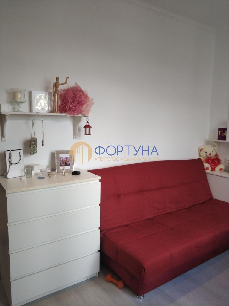 Продажа 2-комнатной квартиры, Белгород, Свято-Троицкий б-р,  15