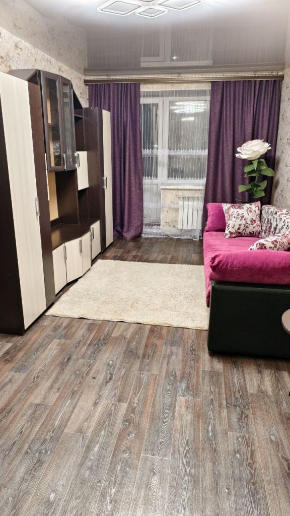 Продажа 2-комнатной квартиры, Нижний Новгород, Ильича пр-кт,  56к2