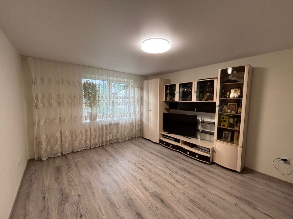 Продажа 2-комнатной квартиры, Засечное, Семейная ул,  10