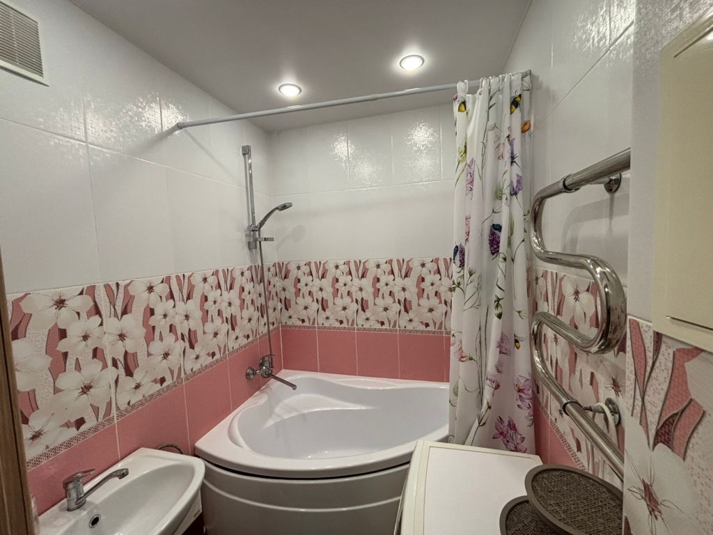 Продажа 2-комнатной квартиры, Засечное, Семейная ул,  10