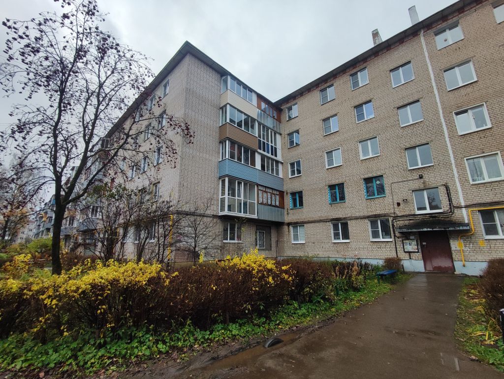 Продажа 3-комнатной квартиры, Иваново, Светлая ул,  8