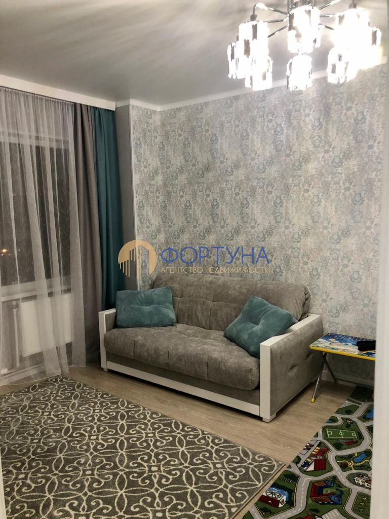 Продажа 1-комнатной квартиры, Белгород, Гостенская ул,  16