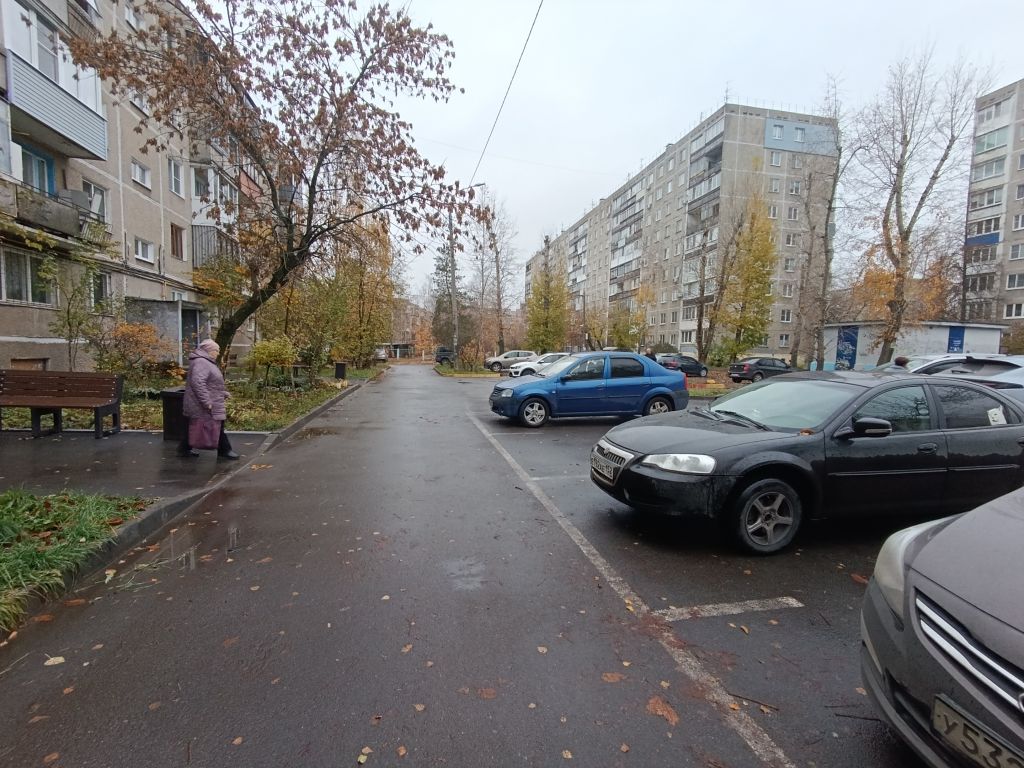 Продажа 2-комнатной квартиры, Нижний Новгород, Героев Космоса ул,  38