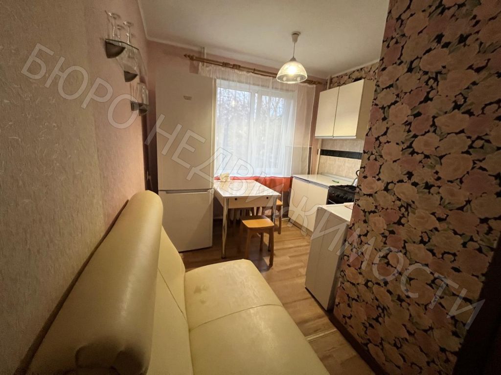 Продажа 2-комнатной квартиры, Балашов, Балашов-3 п,  22