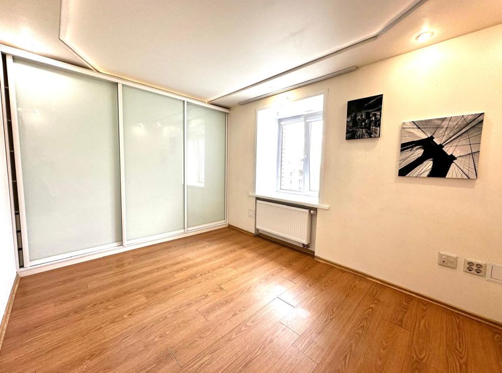 Продажа 3-комнатной квартиры, Владимир, Василисина ул,  8б