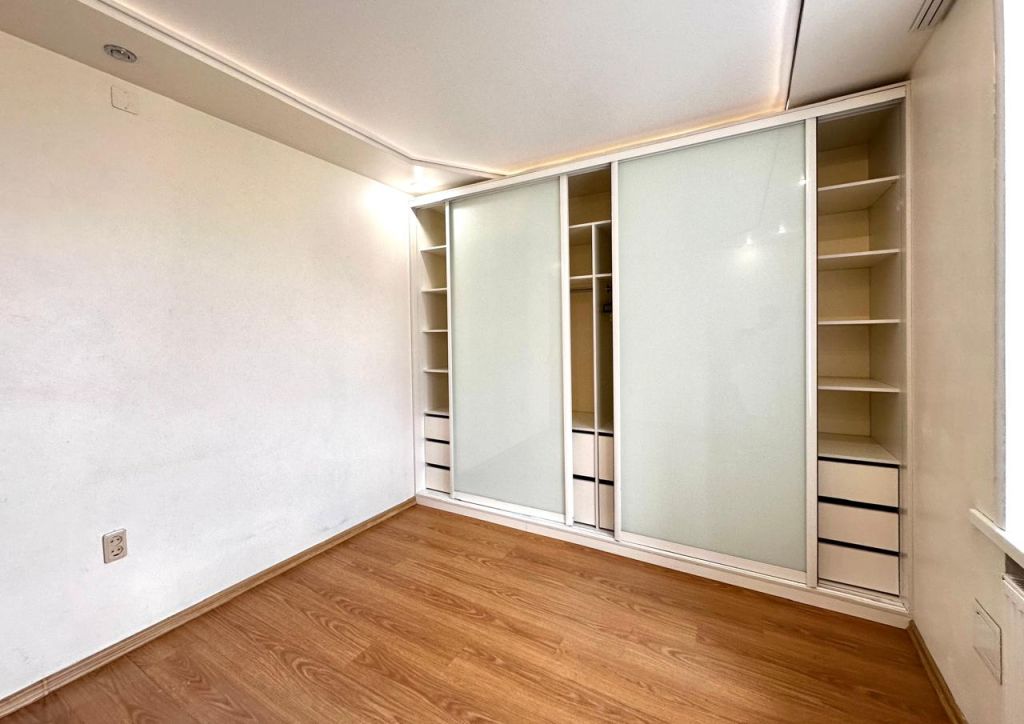 Продажа 3-комнатной квартиры, Владимир, Василисина ул,  8б