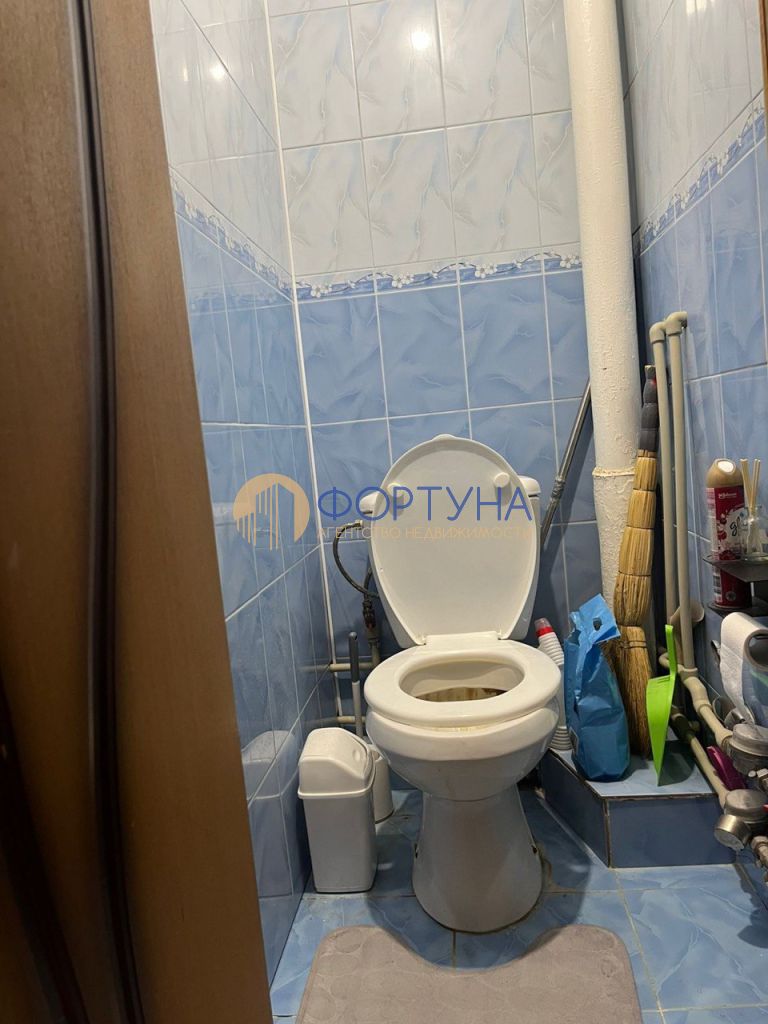 Продажа 2-комнатной квартиры, Белгород, Есенина ул,  12