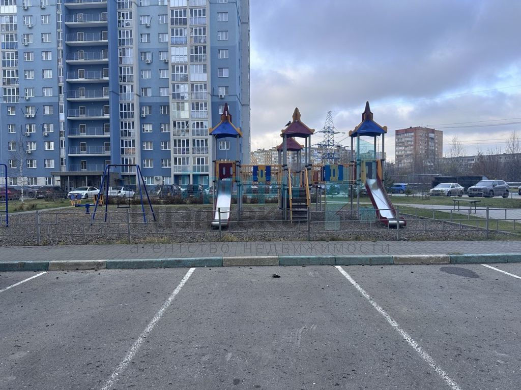 Продажа 1-комнатной квартиры, Нижний Новгород, Южный бульвар,  17