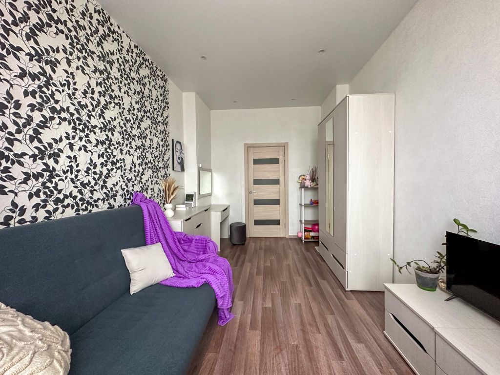 Продажа 3-комнатной квартиры, Нижний Новгород, Октября пр-кт,  16