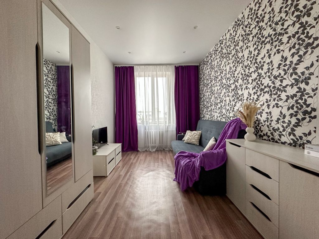 Продажа 3-комнатной квартиры, Нижний Новгород, Октября пр-кт,  16