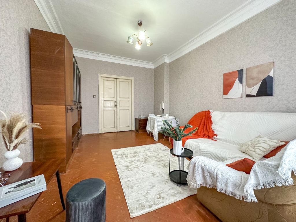 Продажа 3-комнатной квартиры, Нижний Новгород, Октября пр-кт,  16