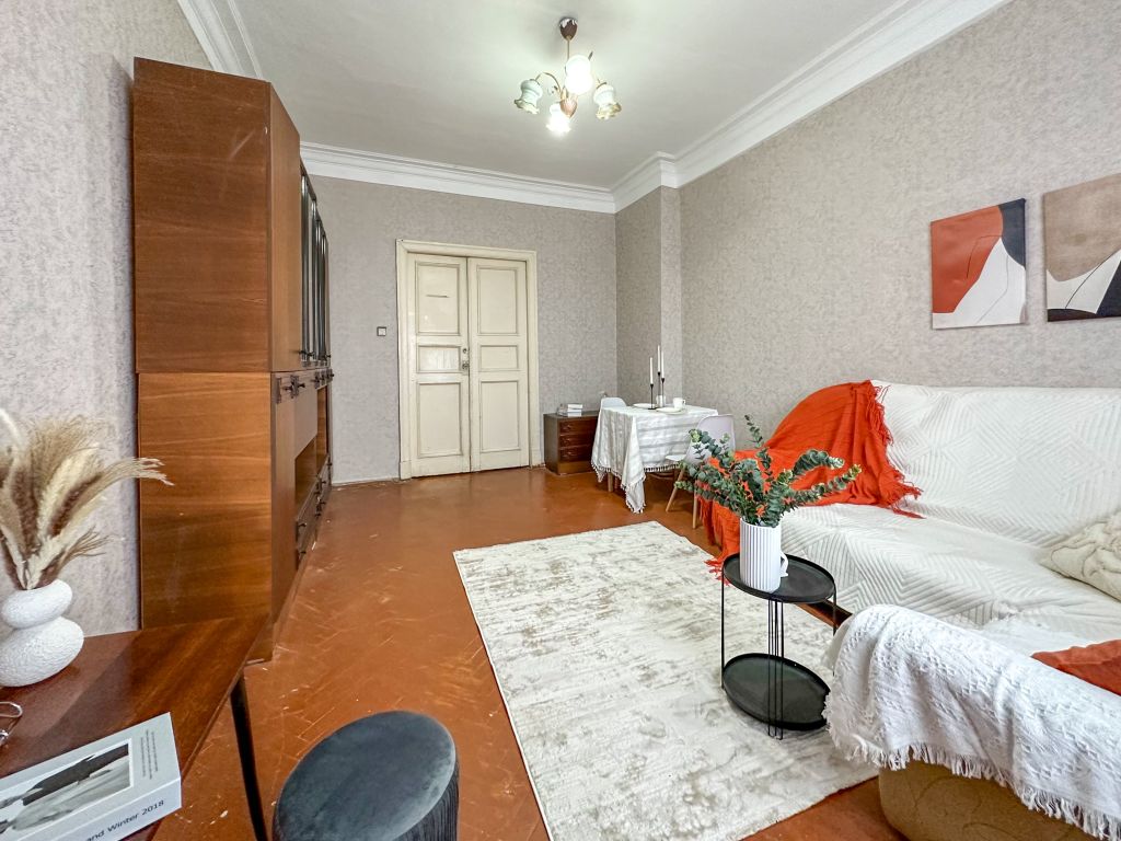 Продажа 3-комнатной квартиры, Нижний Новгород, Октября пр-кт,  16