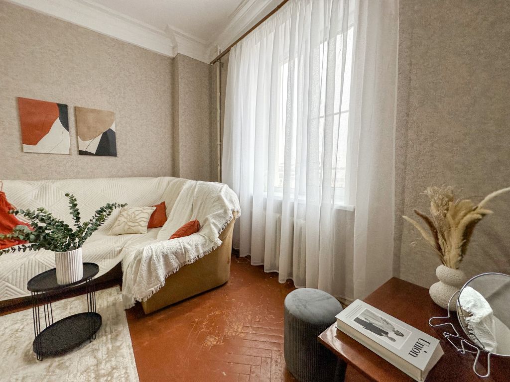 Продажа 3-комнатной квартиры, Нижний Новгород, Октября пр-кт,  16