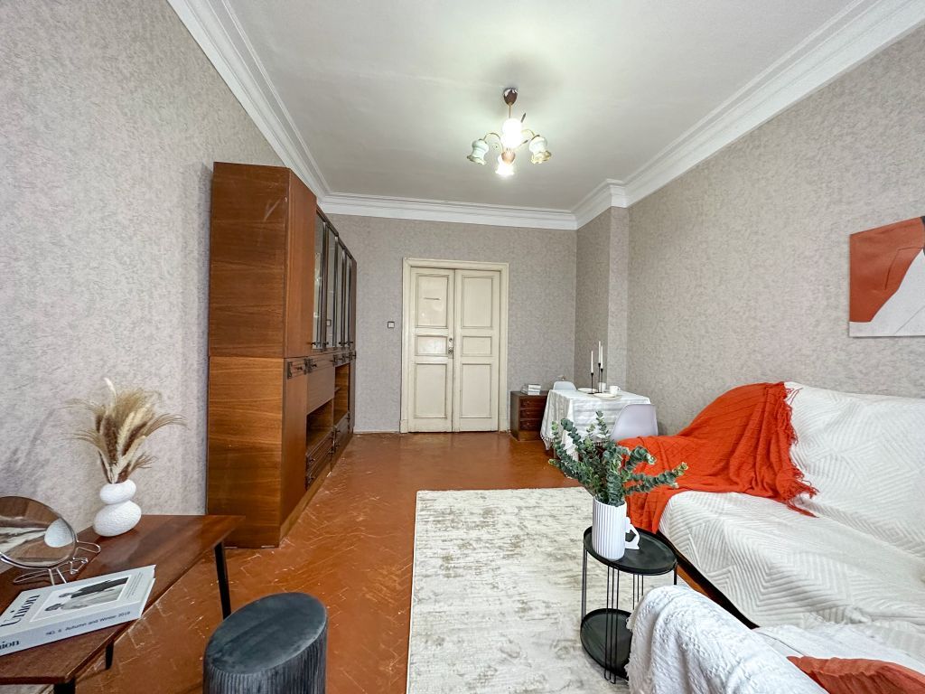 Продажа 3-комнатной квартиры, Нижний Новгород, Октября пр-кт,  16