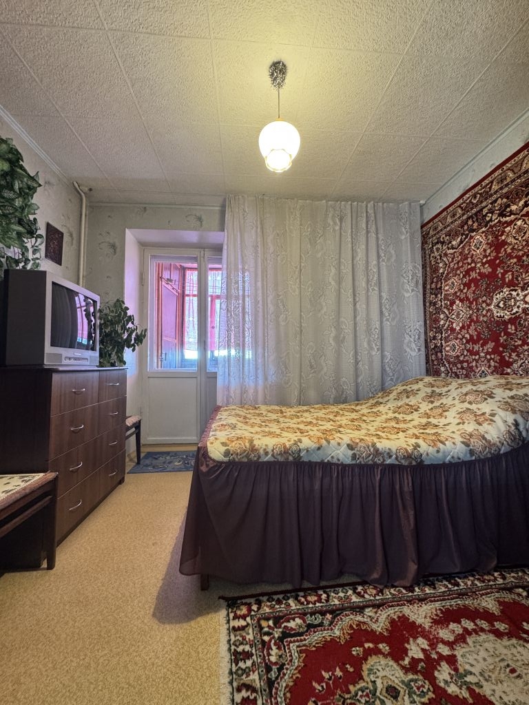 Продажа 3-комнатной квартиры, Пермь, Грузинская ул,  15