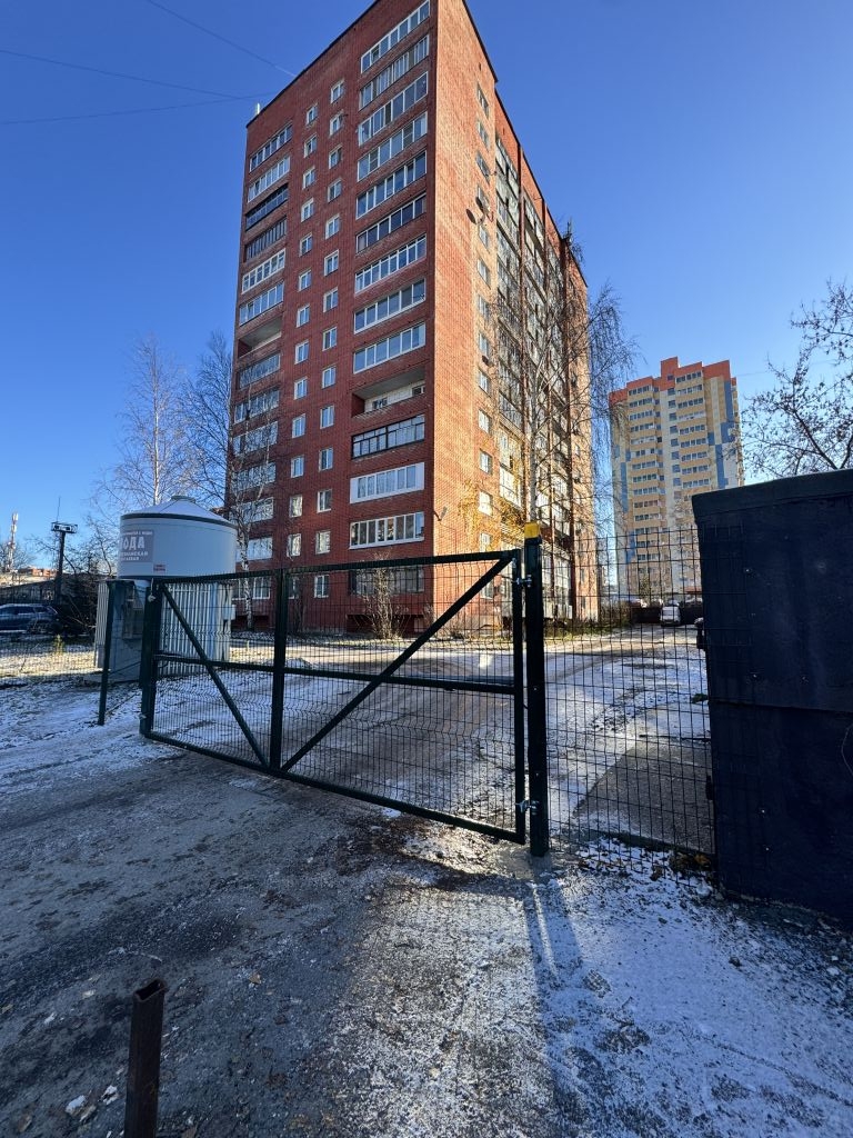 Продажа 3-комнатной квартиры, Пермь, Грузинская ул,  15