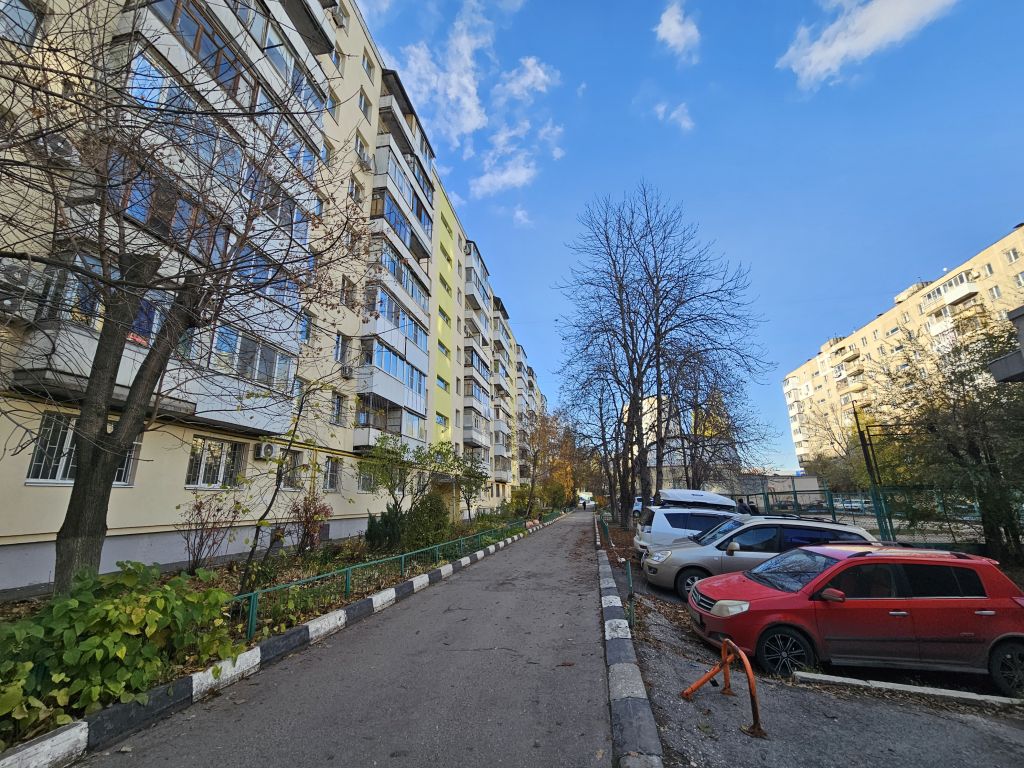Продажа 3-комнатной квартиры, Саратов, Алексеевская ул,  3