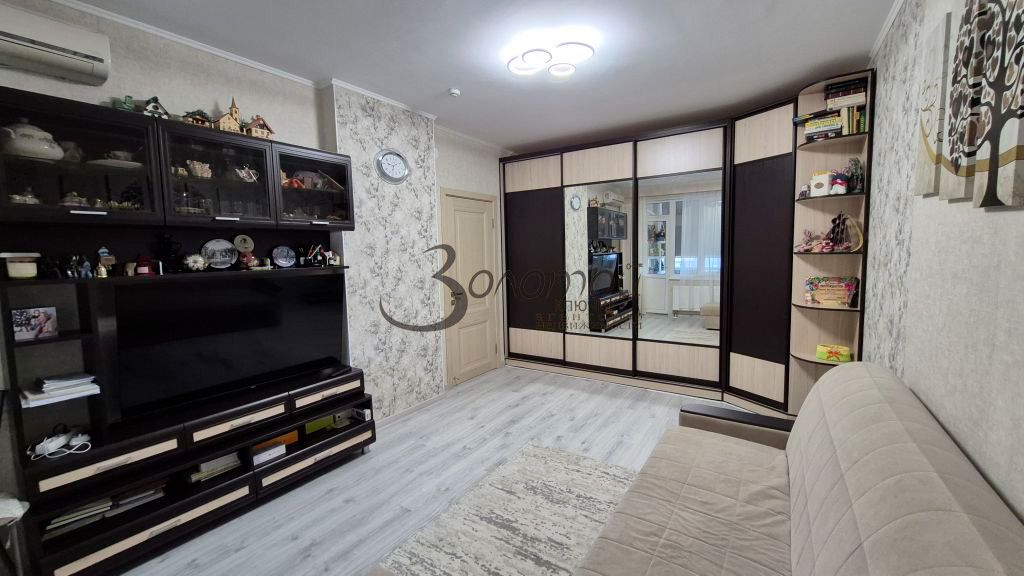 Продажа 2-комнатной квартиры, Анкудиновка, Русская ул,  4