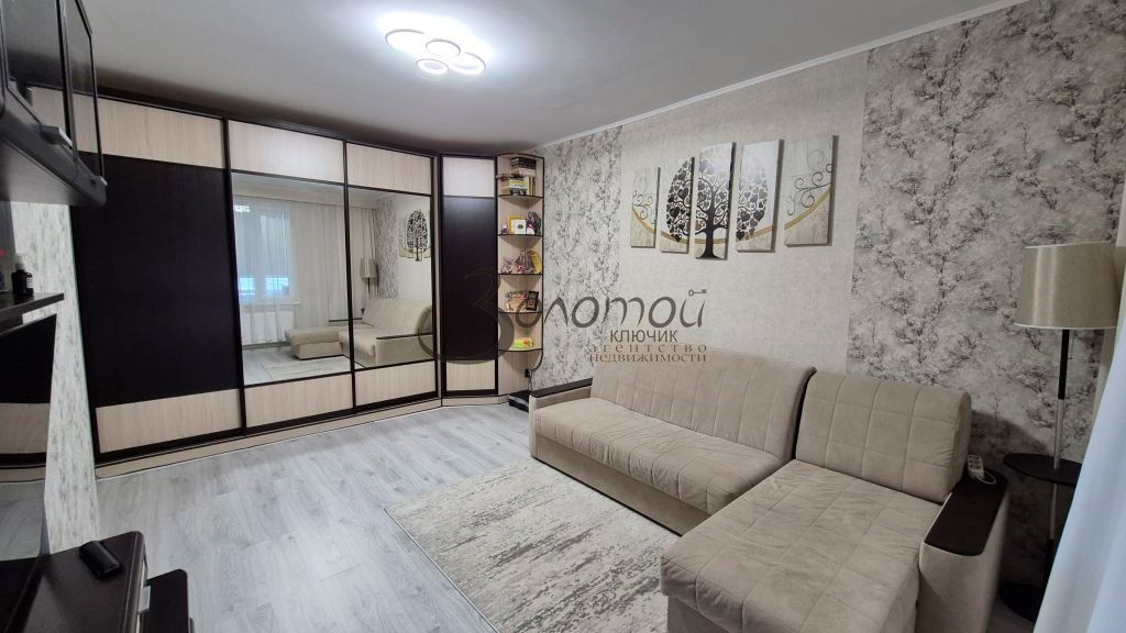 Продажа 2-комнатной квартиры, Анкудиновка, Русская ул,  4