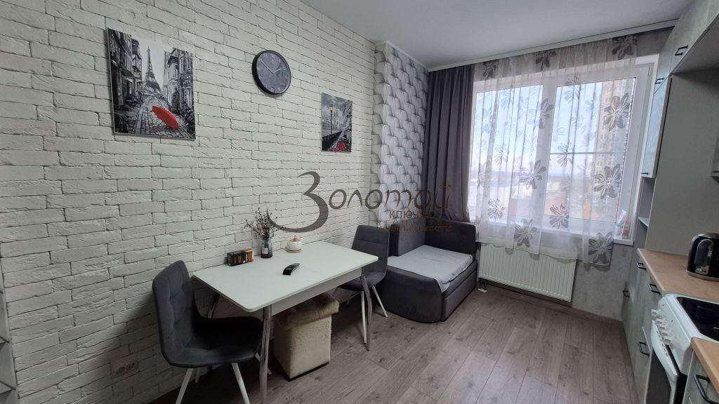 Продажа 2-комнатной квартиры, Анкудиновка, Русская ул,  4