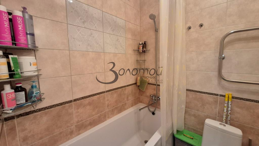 Продажа 2-комнатной квартиры, Анкудиновка, Русская ул,  4