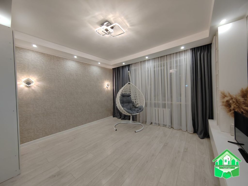 Продажа 1-комнатной квартиры, Дубки, Октябрьская,  2