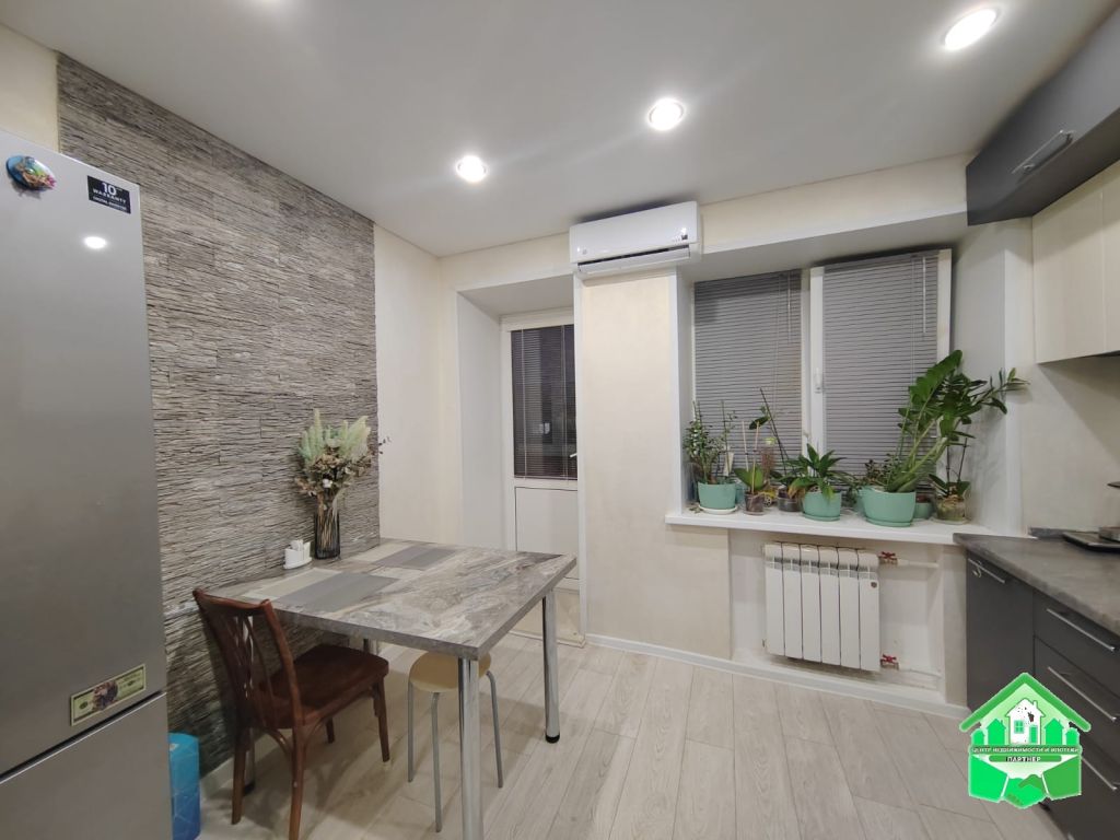 Продажа 1-комнатной квартиры, Дубки, Октябрьская,  2