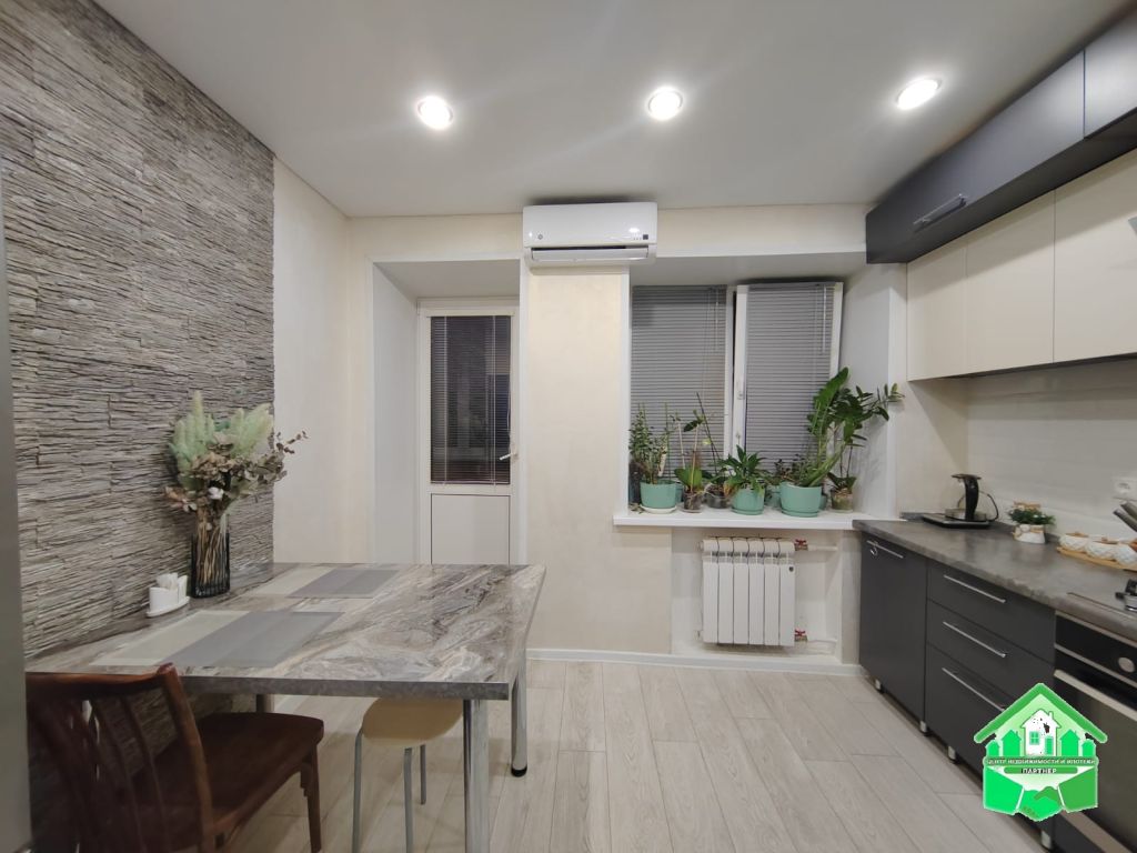 Продажа 1-комнатной квартиры, Дубки, Октябрьская,  2