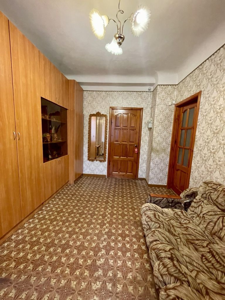 Продажа 3-комнатной квартиры, Дзержинск, Дзержинского пр-кт,  11Б