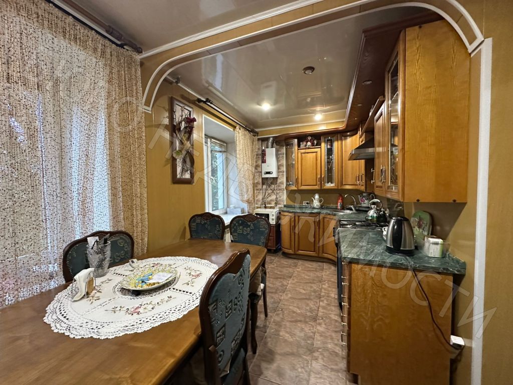 Продажа 2-комнатной квартиры, Балашов, Гагарина ул,  152