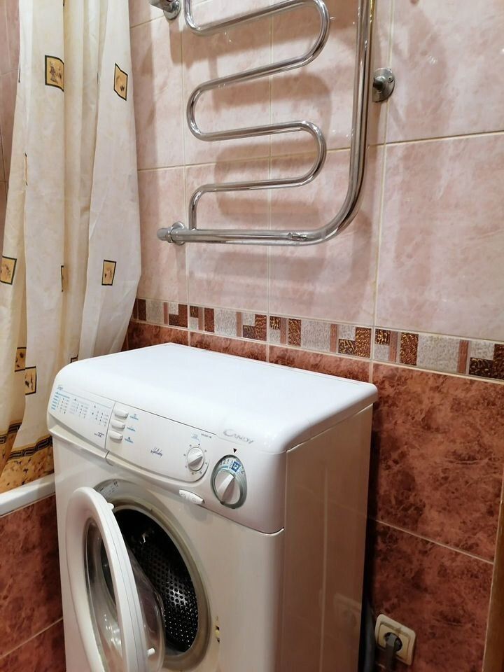 Продажа 2-комнатной квартиры, Саратов, Южная ул,  61