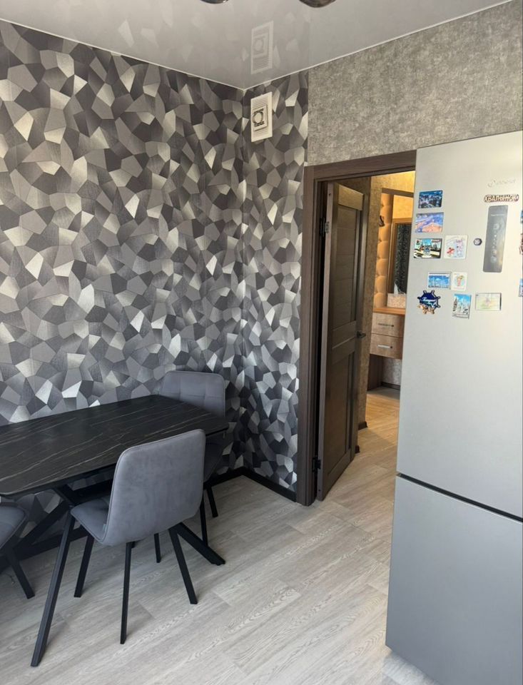 Продажа 2-комнатной квартиры, Саратов, Ладожская ул,  7