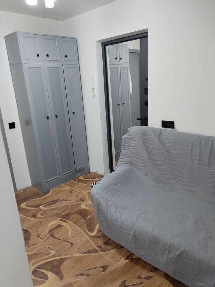 Продажа 1-комнатной квартиры, Саратов, Лесная ул,  3