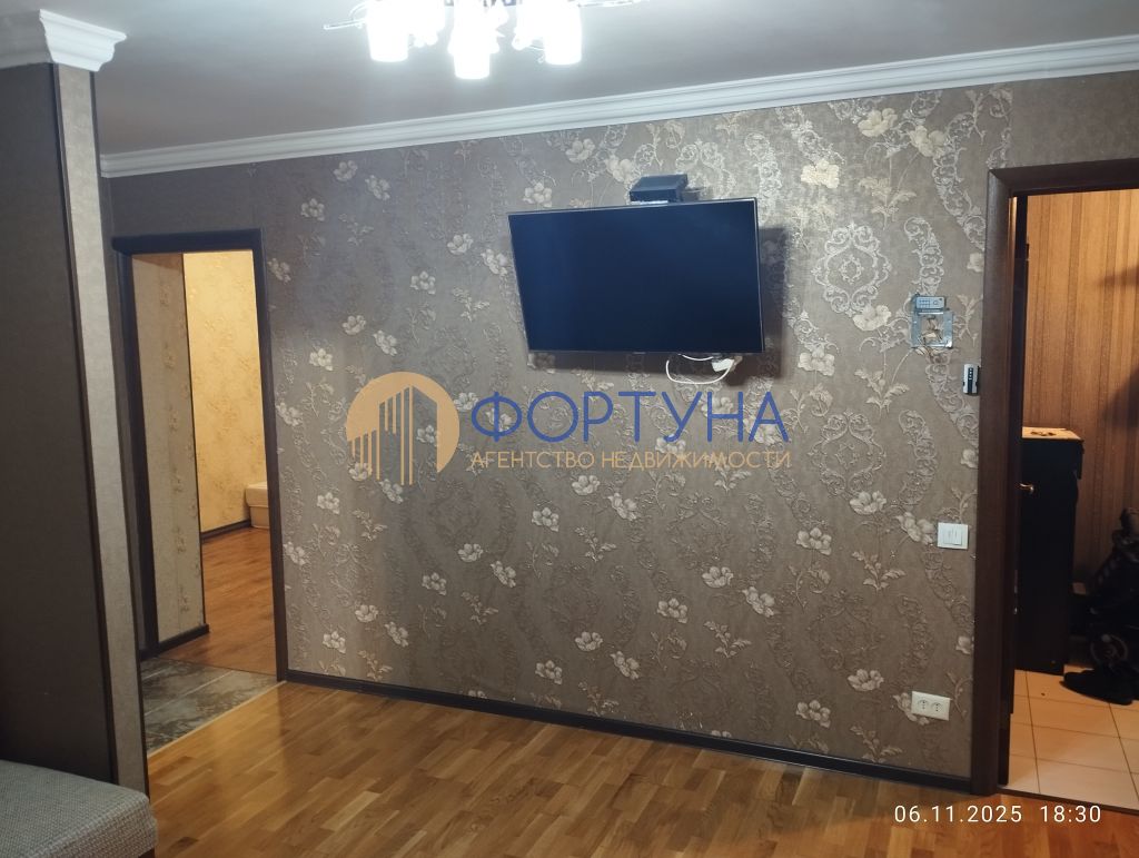 Продажа 3-комнатной квартиры, Белгород, Князя Трубецкого ул,  52