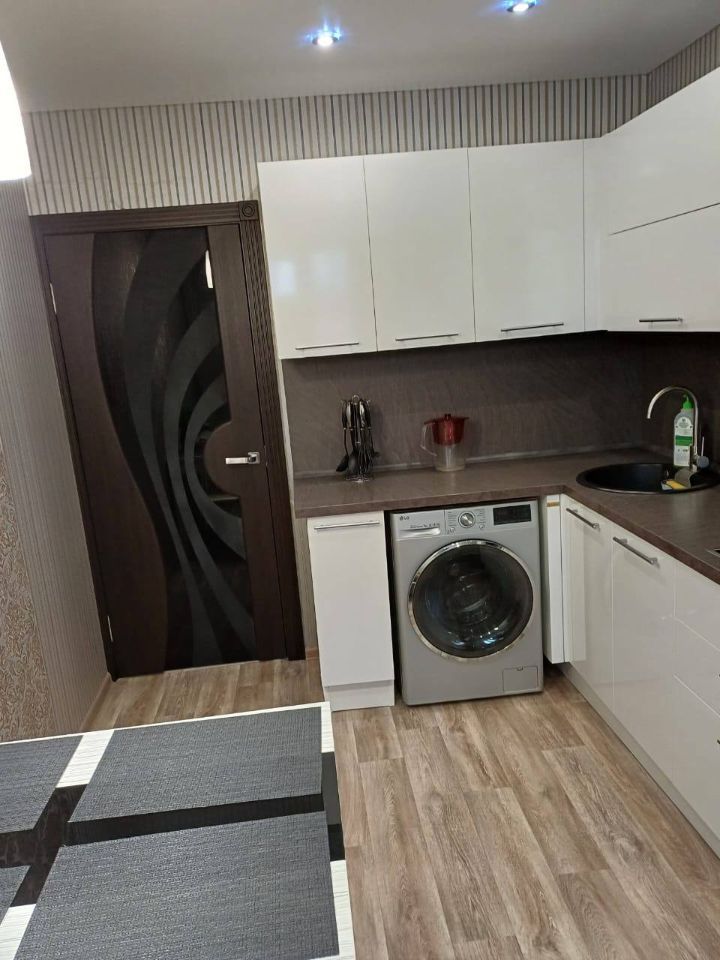 Продажа 1-комнатной квартиры, Саратов, Оржевского ул,  7