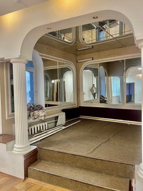 Продажа коммерческой недвижимости, 1208м <sup>2</sup>, Нижний Новгород, Театральная пл,  5/6