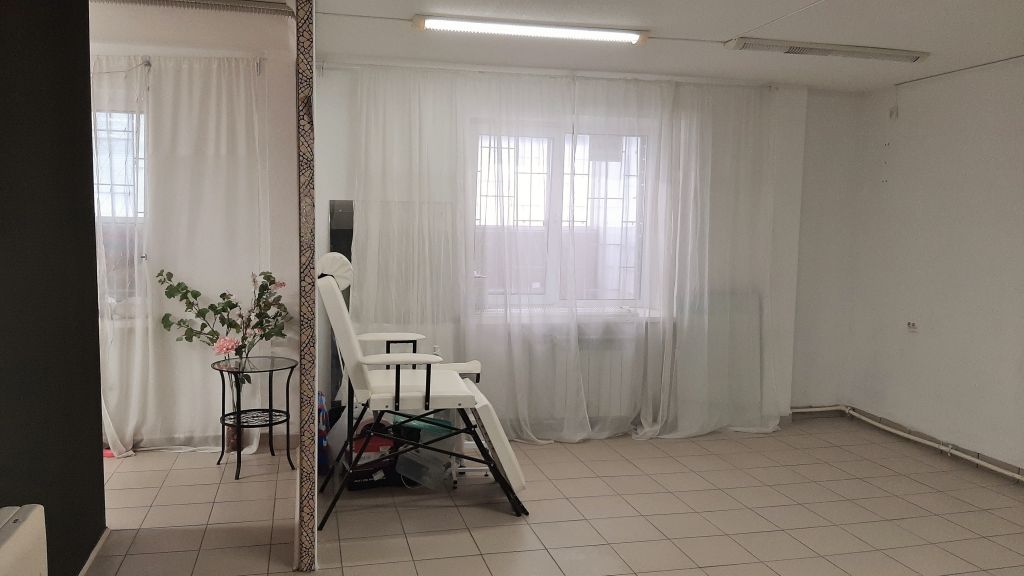 Продажа коммерческой недвижимости, 55м <sup>2</sup>, Нижний Новгород, Деловая ул,  22к2