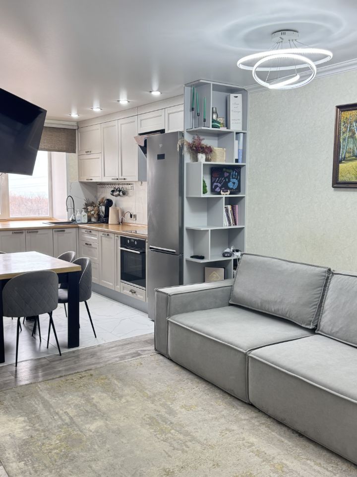 Продажа 3-комнатной квартиры, Саратов, Блинова ул,  52