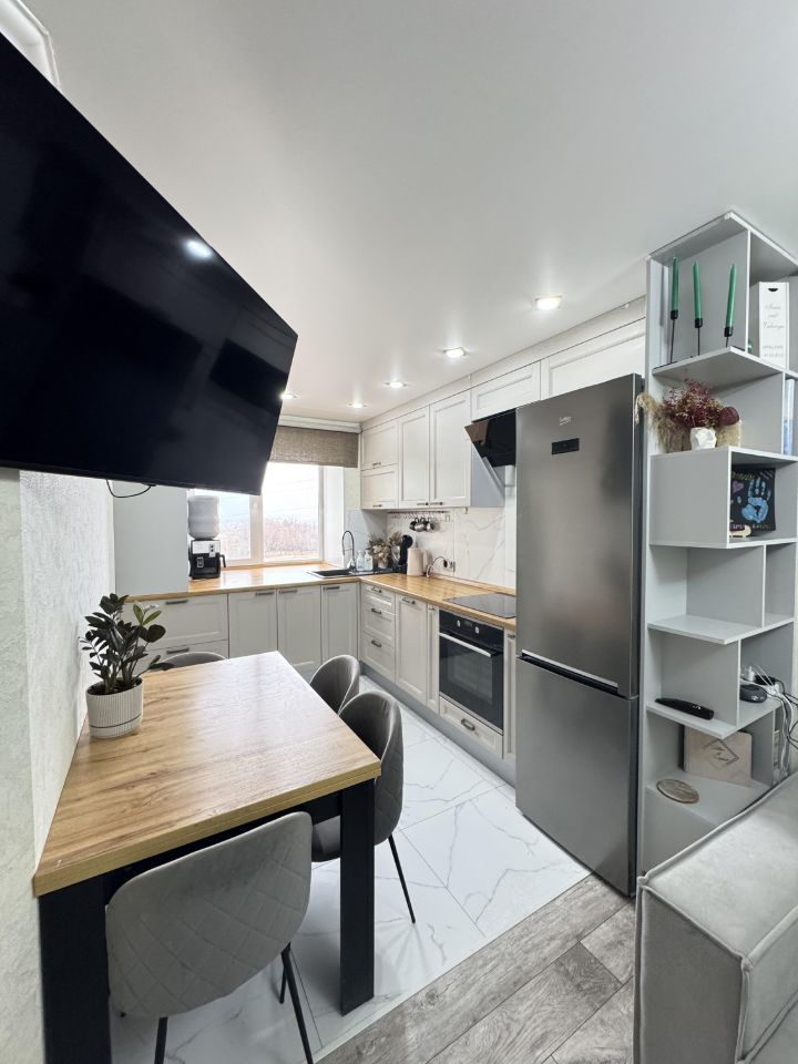 Продажа 3-комнатной квартиры, Саратов, Блинова ул,  52