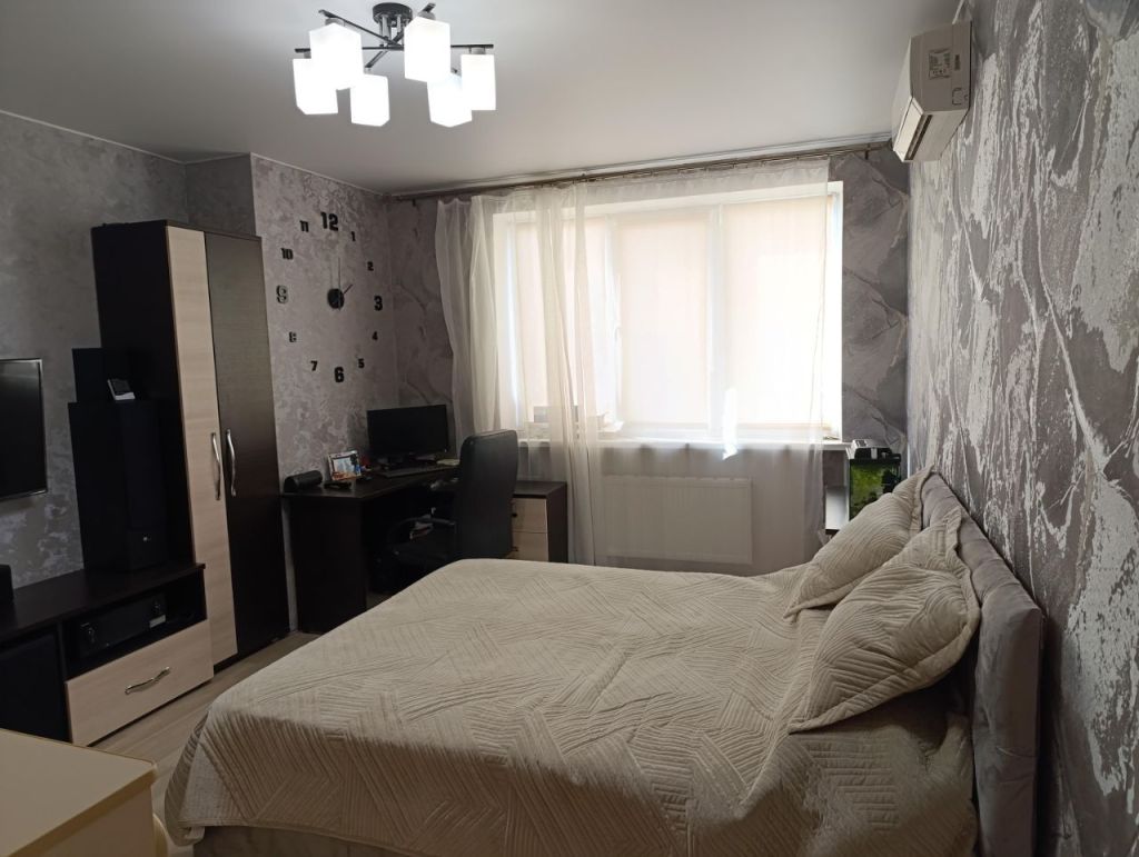 Продажа 2-комнатной квартиры, Саратов, Академика Антонова ул,  24