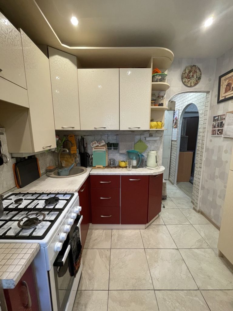 Продажа 2-комнатной квартиры, Нижний Новгород, Ватутина ул,  3а