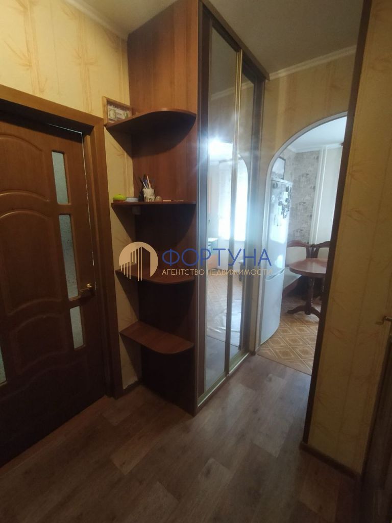 Продажа 1-комнатной квартиры, Белгород, Славянская ул,  9