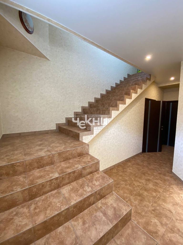 Продажа дома, 550м <sup>2</sup>, 24 сот., Великий Враг, Калухина