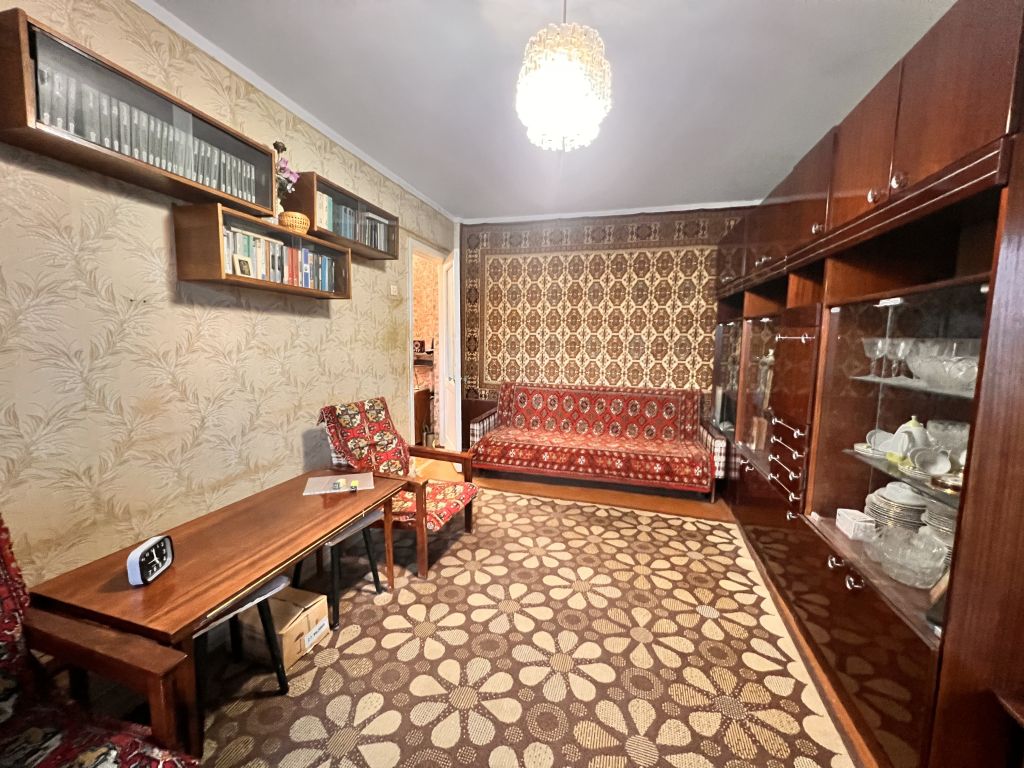 Продажа 2-комнатной квартиры, Новомосковск, Октябрьская ул,  10