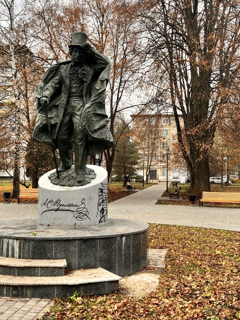 Продажа 2-комнатной квартиры, Новомосковск, Октябрьская ул,  10