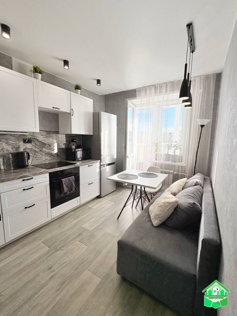 Продажа 1-комнатной квартиры, Красный Бор, Светлояр Квартал,  2