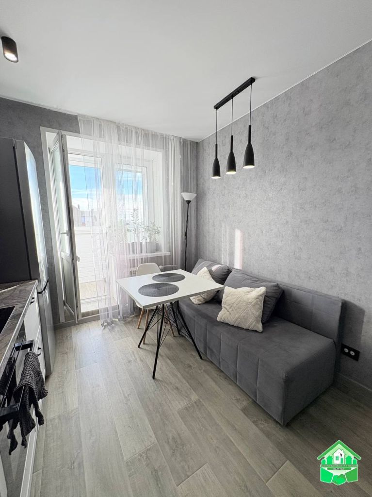 Продажа 1-комнатной квартиры, Красный Бор, Светлояр Квартал,  2