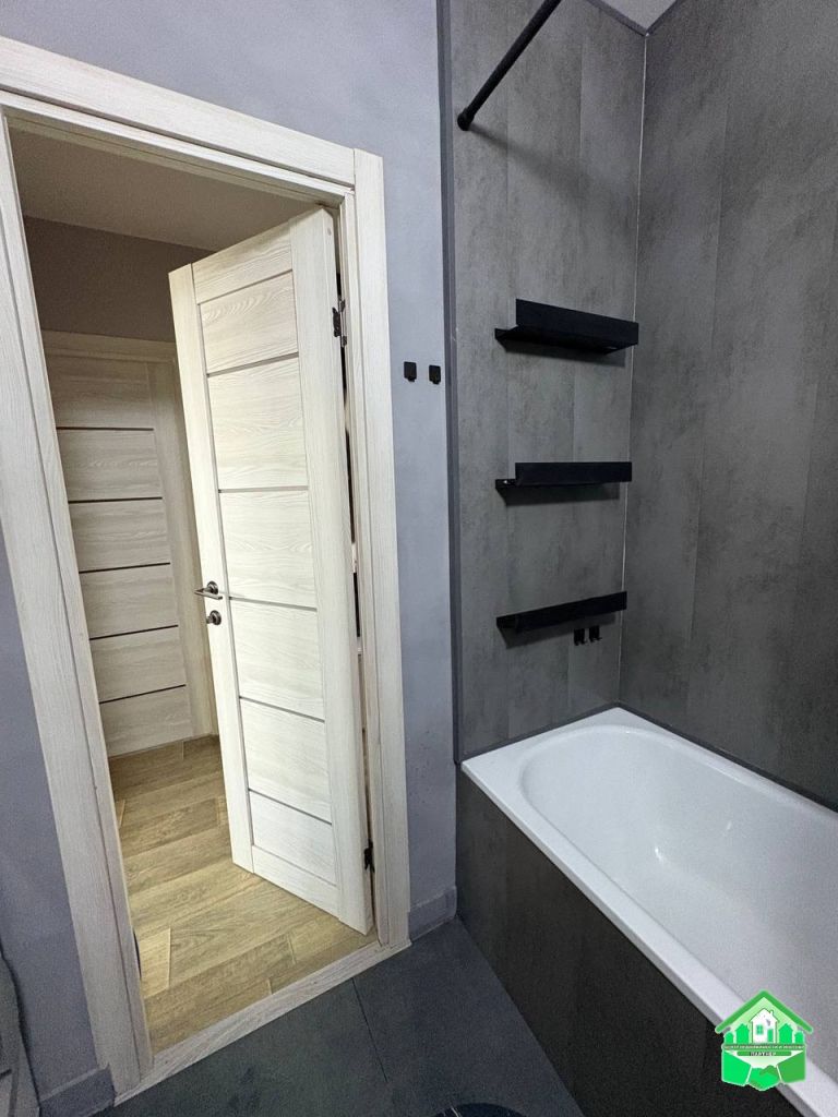 Продажа 1-комнатной квартиры, Красный Бор, Светлояр Квартал,  2