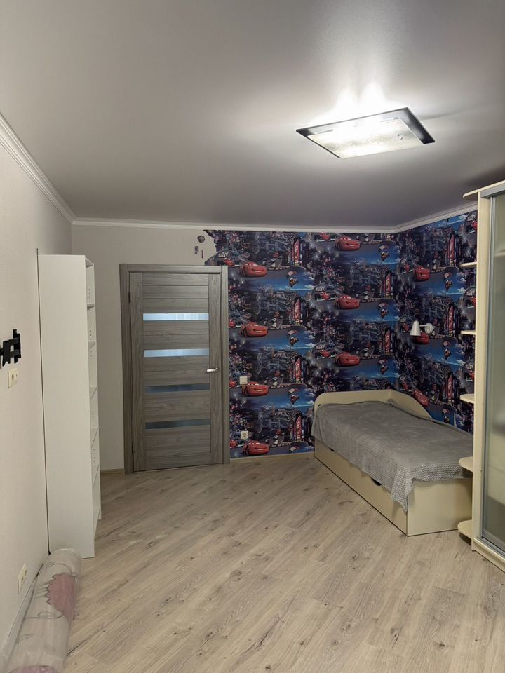 Продажа 3-комнатной квартиры, Саратов, Левина ул,  7