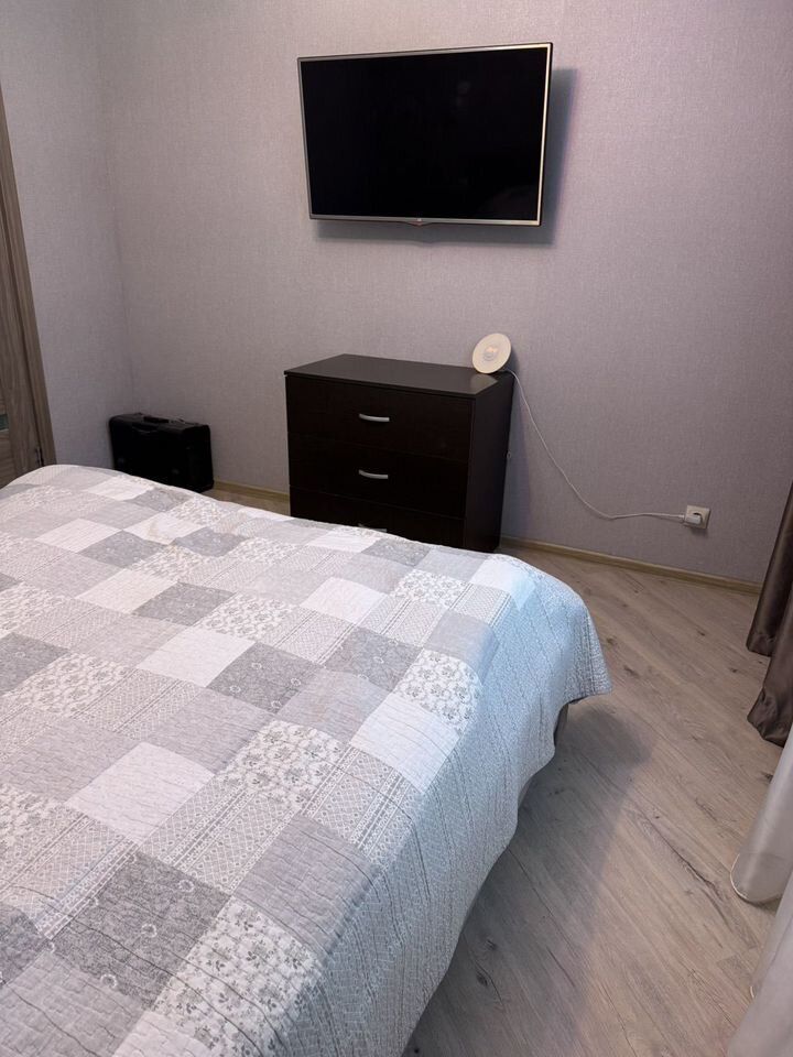 Продажа 3-комнатной квартиры, Саратов, Левина ул,  7